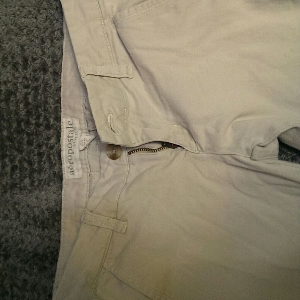 Aeropostale tan slacks